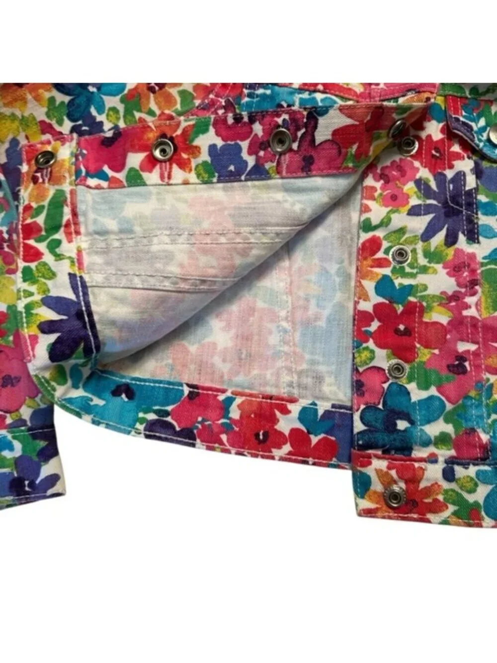 1989 Place | Kids Girl Red & Blue Floral Color Full Denim Jacket Size Small